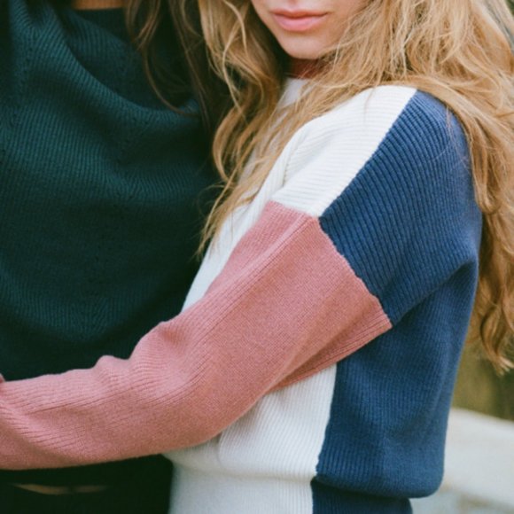 NEW Comune Bonnie Pink Indigo Ivory Colorblock Rib Knit Crew Neck Sweater $88 - Picture 13 of 13